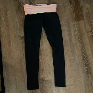 Victoria’s Secret Black Leggings | Size: Medium